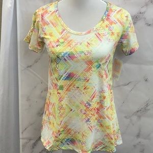 NWT- Lularoe Women’s Top